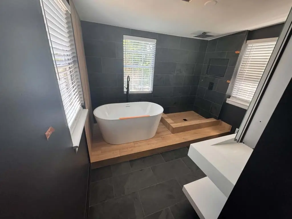 luxury-bathroom-renovation-diamond luxury-bathroom-renovation-diamond